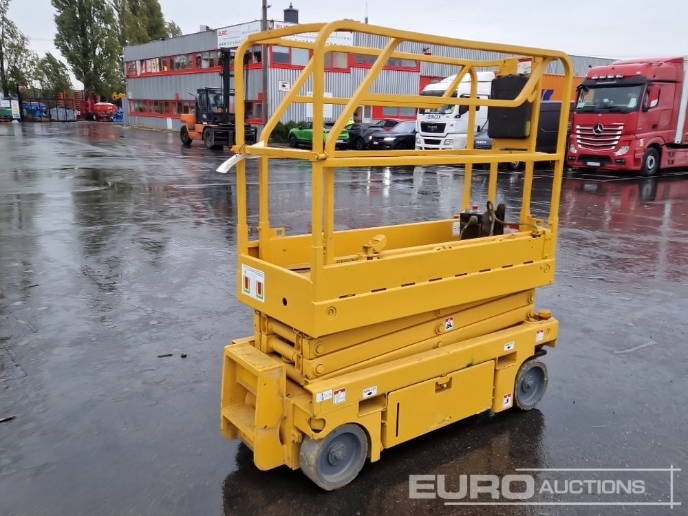 2014 Haulotte Optimum 8 - Scissor lift: picture 4 2014 Haulotte Optimum 8 - Scissor lift: picture 4