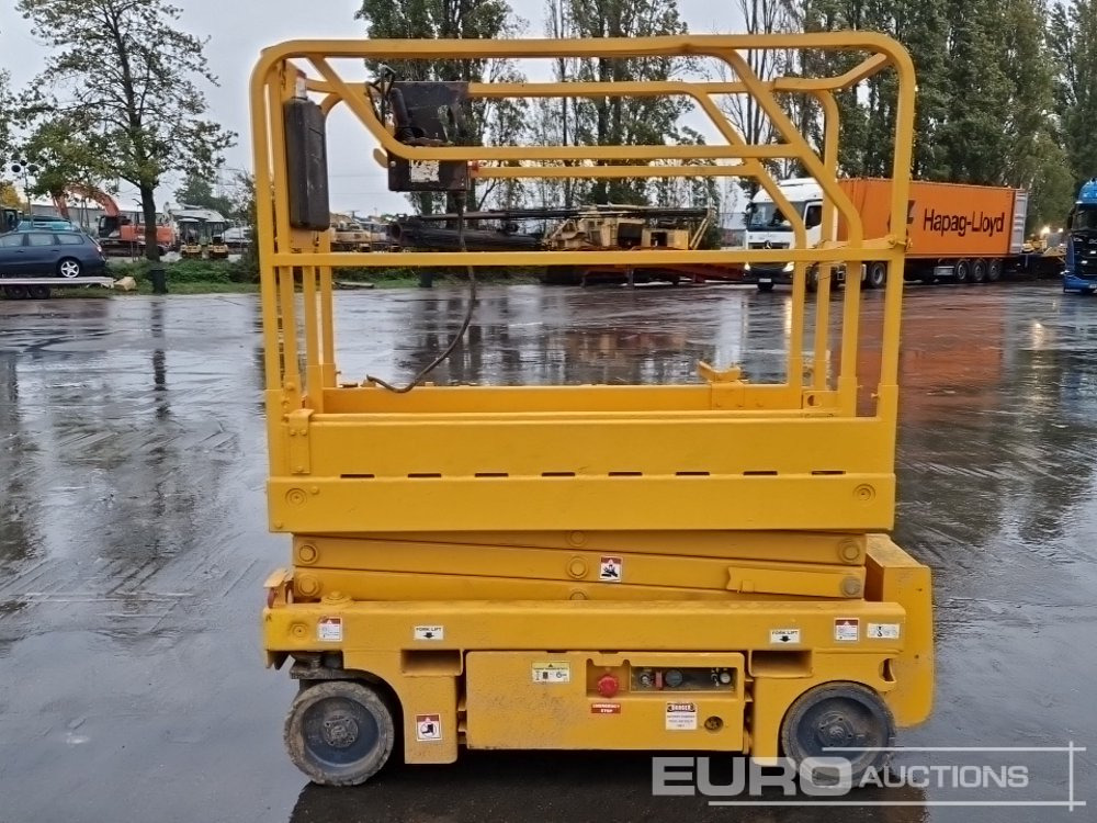 2014 Haulotte Optimum 8 - Scissor lift: picture 5 2014 Haulotte Optimum 8 - Scissor lift: picture 5