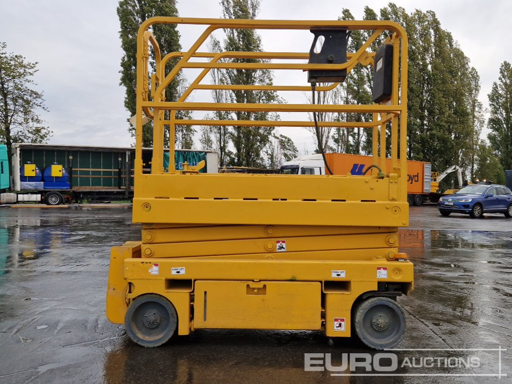 2014 Haulotte Optimum 8 - Scissor lift: picture 5 2014 Haulotte Optimum 8 - Scissor lift: picture 5