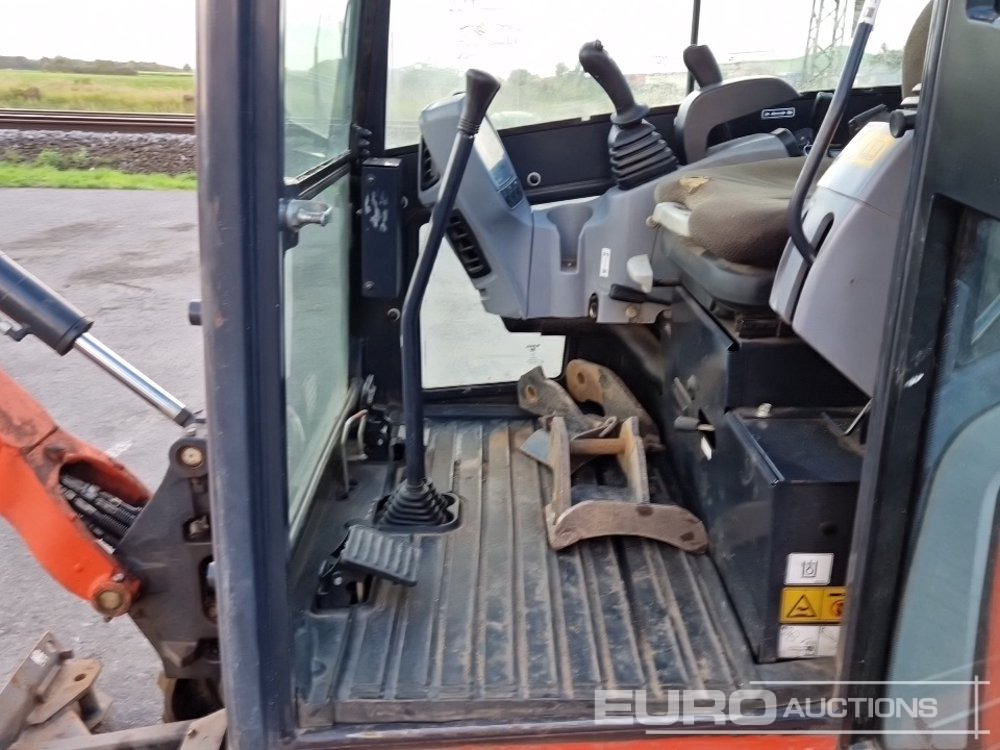 Mini excavator 2014 Kubota KX019-4: picture 28