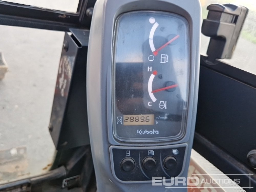 Mini excavator 2014 Kubota KX019-4: picture 32