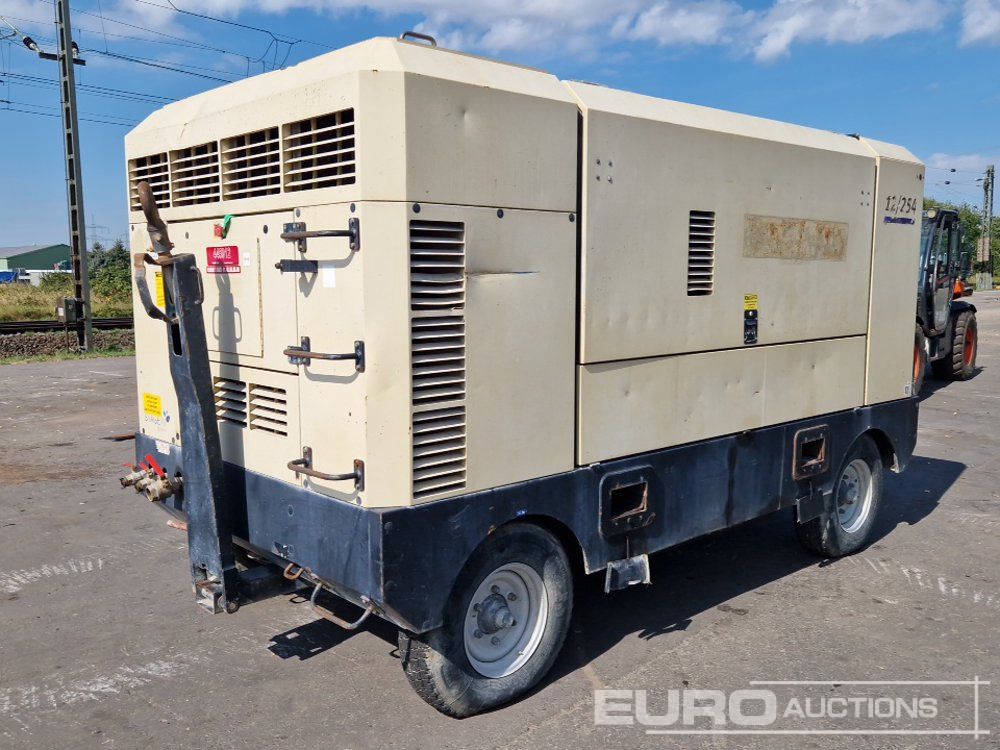 2015 Doosan 12/254 880CFM - Air compressor: picture 1 2015 Doosan 12/254 880CFM - Air compressor: picture 1