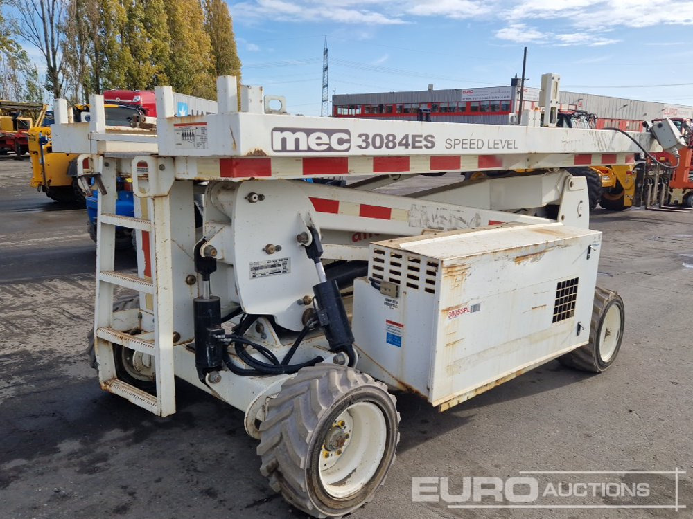 2015 JLG MEC3084ES - Scissor lift: picture 3 2015 JLG MEC3084ES - Scissor lift: picture 3
