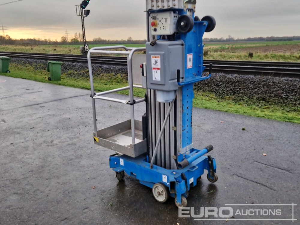 2016 Genie AWP-30S - Aerial platform: picture 3 2016 Genie AWP-30S - Aerial platform: picture 3