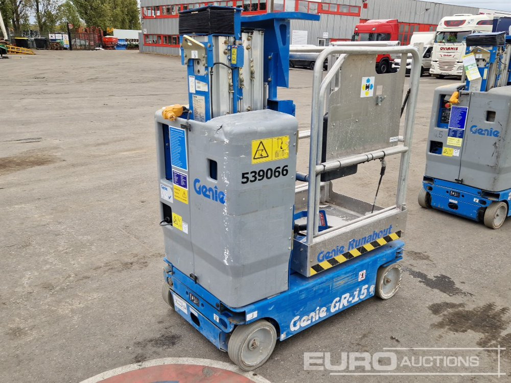 2017 Genie GR-15 - Vertical mast lift: picture 4 2017 Genie GR-15 - Vertical mast lift: picture 4