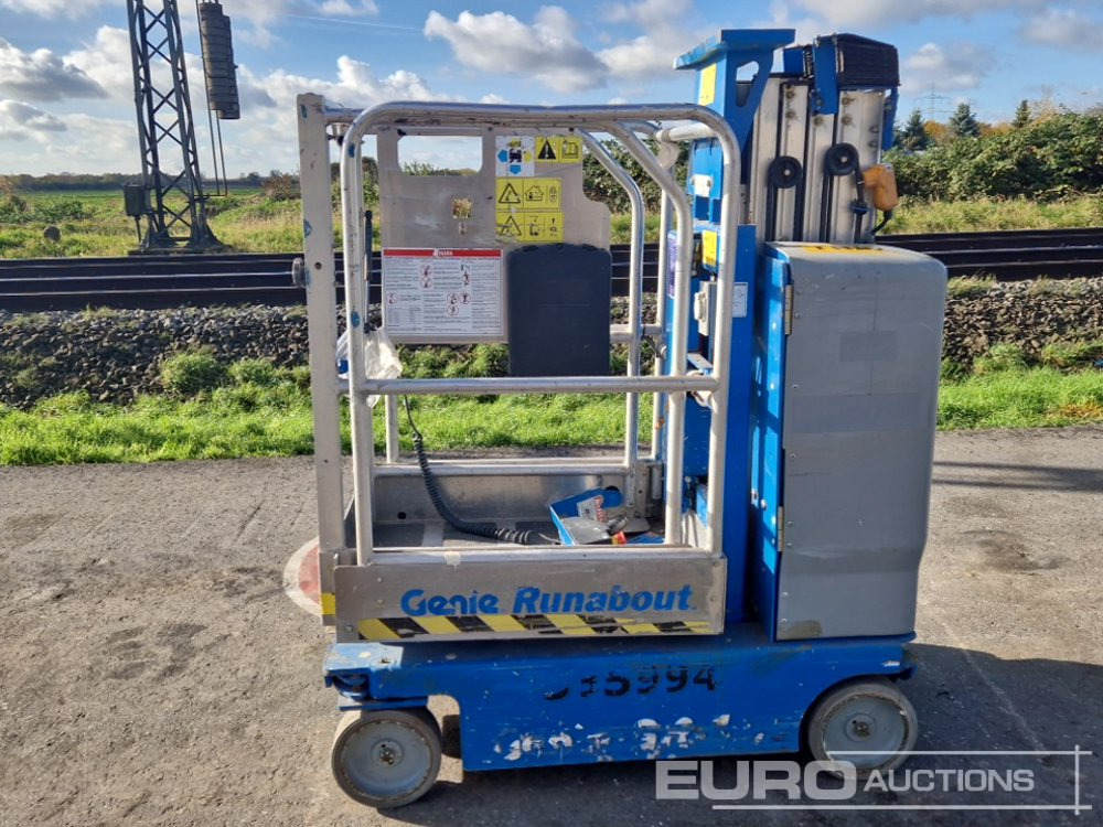 2017 Genie GR-15 - Vertical mast lift: picture 2 2017 Genie GR-15 - Vertical mast lift: picture 2