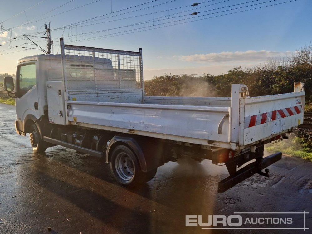 2018 Nissan NT400 - Tipper van: picture 3 2018 Nissan NT400 - Tipper van: picture 3