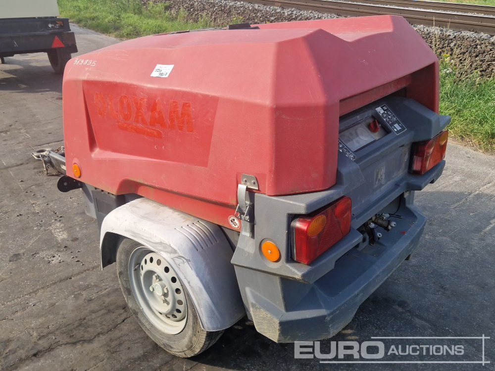 2019 Atlas Copco XAS38 80CFM - Air compressor: picture 2 2019 Atlas Copco XAS38 80CFM - Air compressor: picture 2