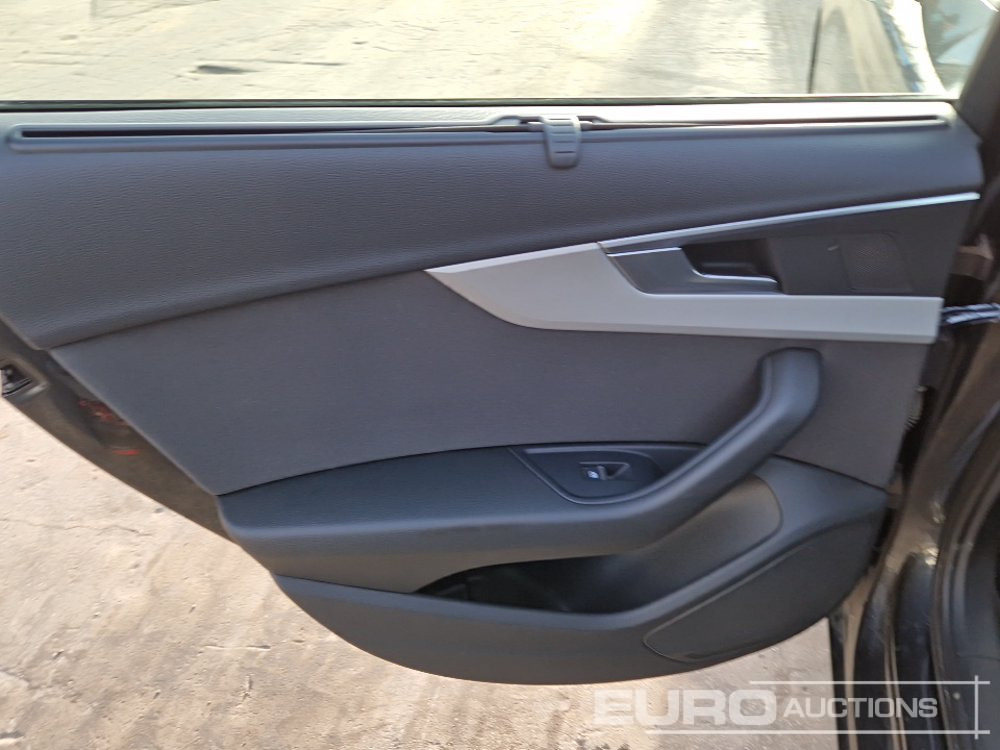 Car 2020 Audi A4 TDI: picture 21