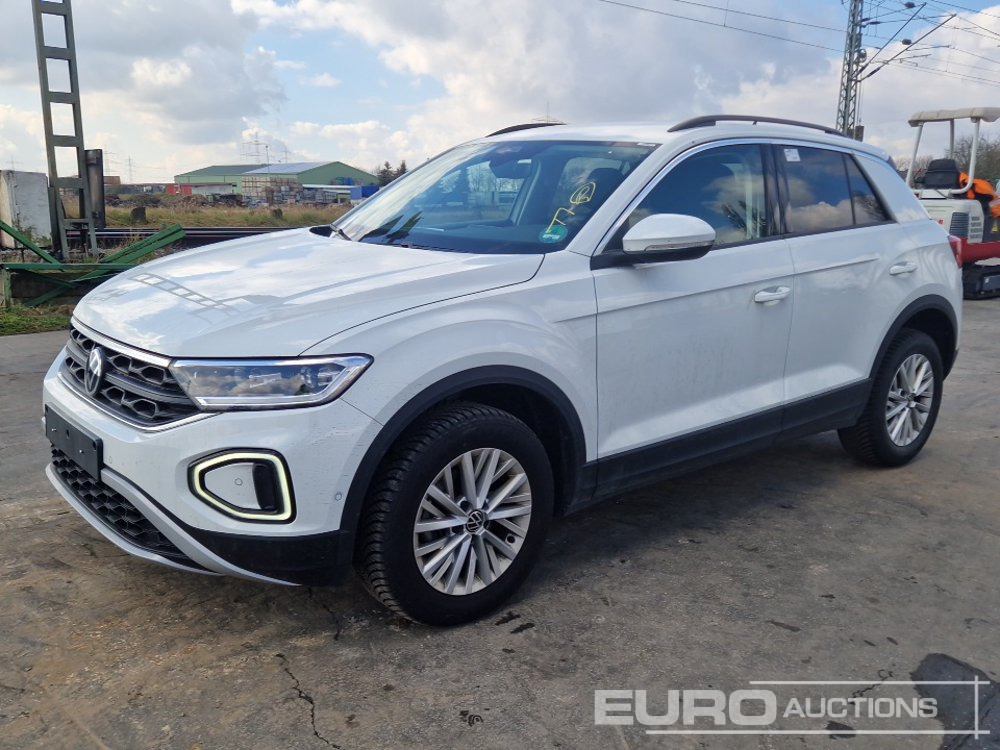 2024 Volkswagen T-Roc - SUV: picture 1 2024 Volkswagen T-Roc - SUV: picture 1