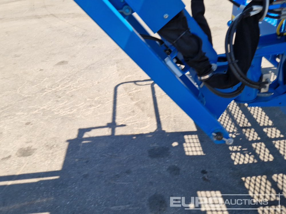 Aerial platform 2025 Genie Z-62/40: picture 18