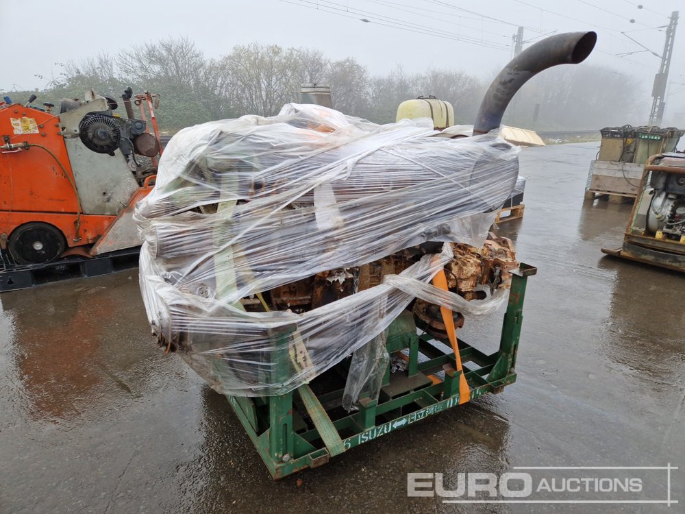 6 Cylinder Diesel Engine Kobelco SK210LC - Engine: picture 1 6 Cylinder Diesel Engine Kobelco SK210LC - Engine: picture 1