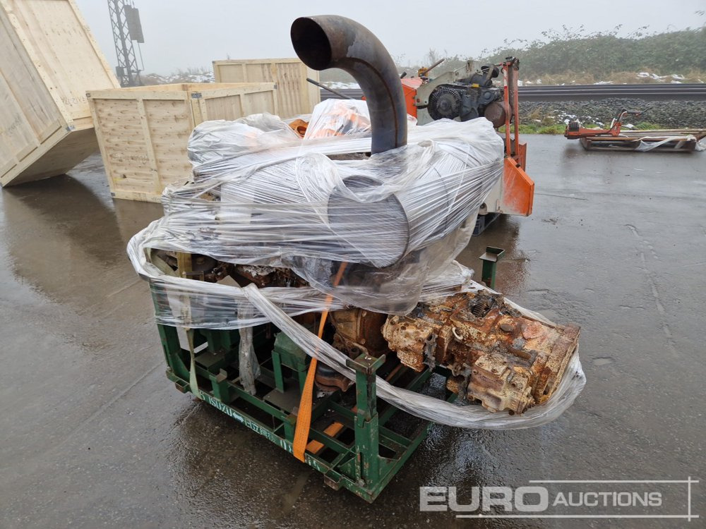 6 Cylinder Diesel Engine Kobelco SK210LC - Engine: picture 2 6 Cylinder Diesel Engine Kobelco SK210LC - Engine: picture 2