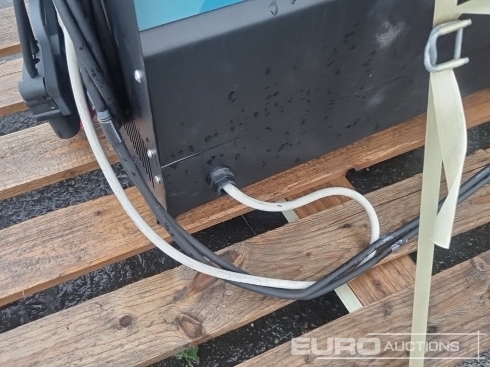 Construction equipment Charger to suit Electric Forklift: picture 11
