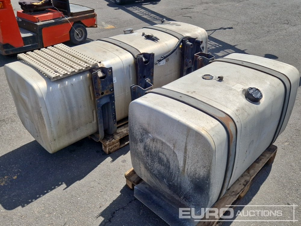 Diesel Fuel Tanks to suit Trac Unit (2 of) - Storage tank: picture 2 Diesel Fuel Tanks to suit Trac Unit (2 of) - Storage tank: picture 2