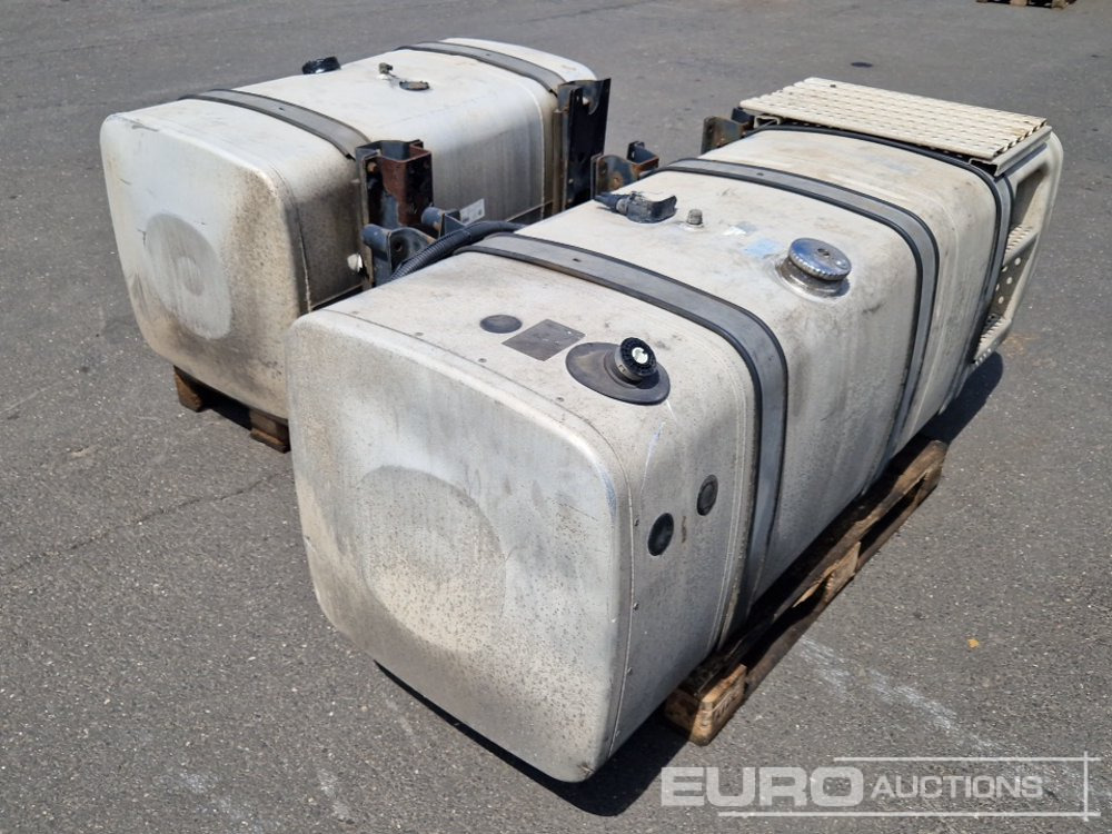 Diesel Fuel Tanks to suit Trac Unit (2 of) - Storage tank: picture 4 Diesel Fuel Tanks to suit Trac Unit (2 of) - Storage tank: picture 4