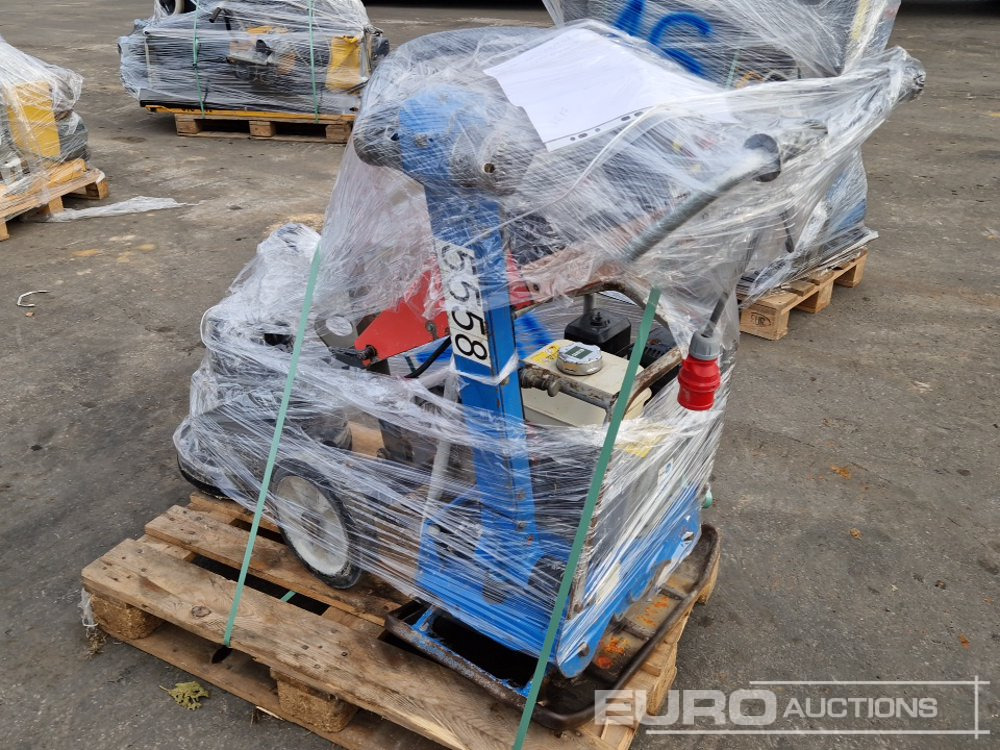 Floor Scrapper, Compaction Plate - Asphalt machine: picture 2 Floor Scrapper, Compaction Plate - Asphalt machine: picture 2
