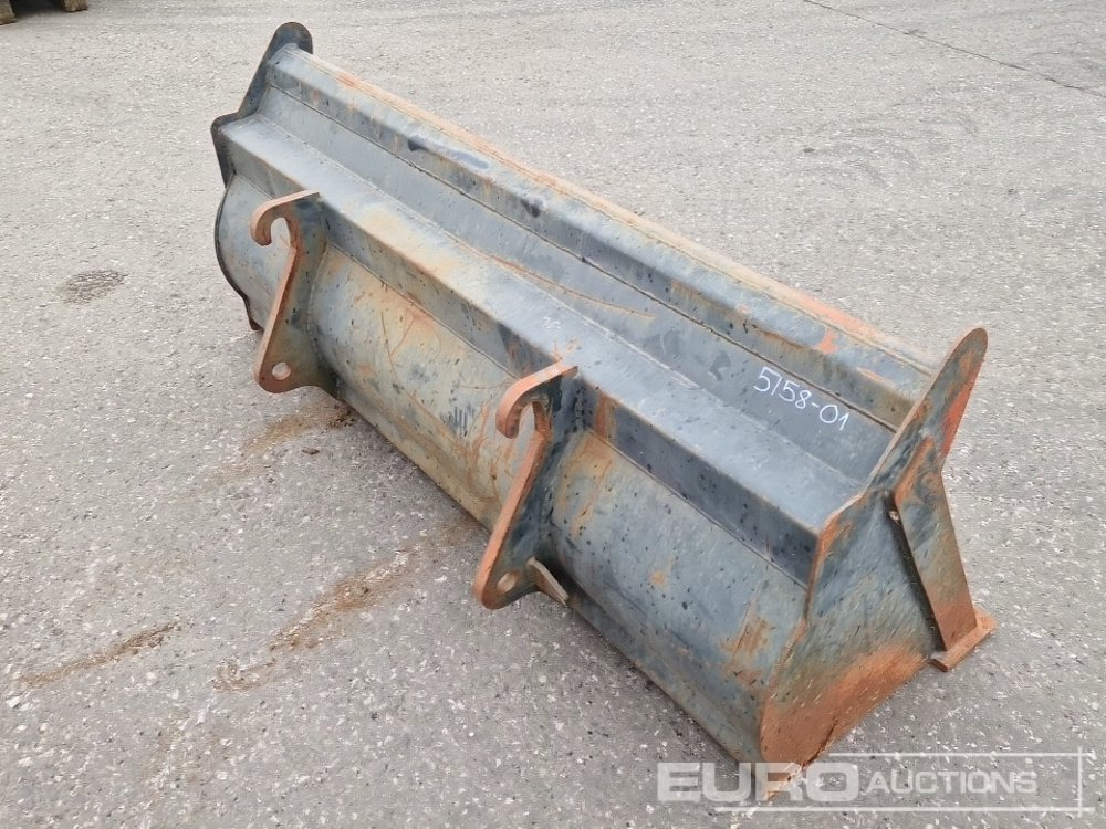 Front Loading Bucket - Bucket: picture 3 Front Loading Bucket - Bucket: picture 3