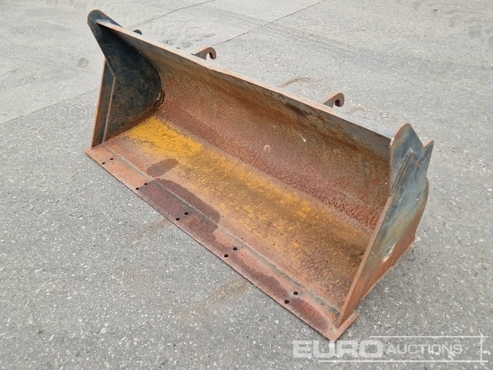 Front Loading Bucket - Bucket: picture 1 Front Loading Bucket - Bucket: picture 1