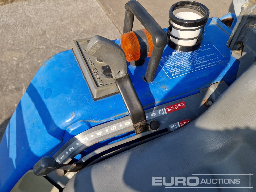 Compact tractor Iseki TM17F: picture 15