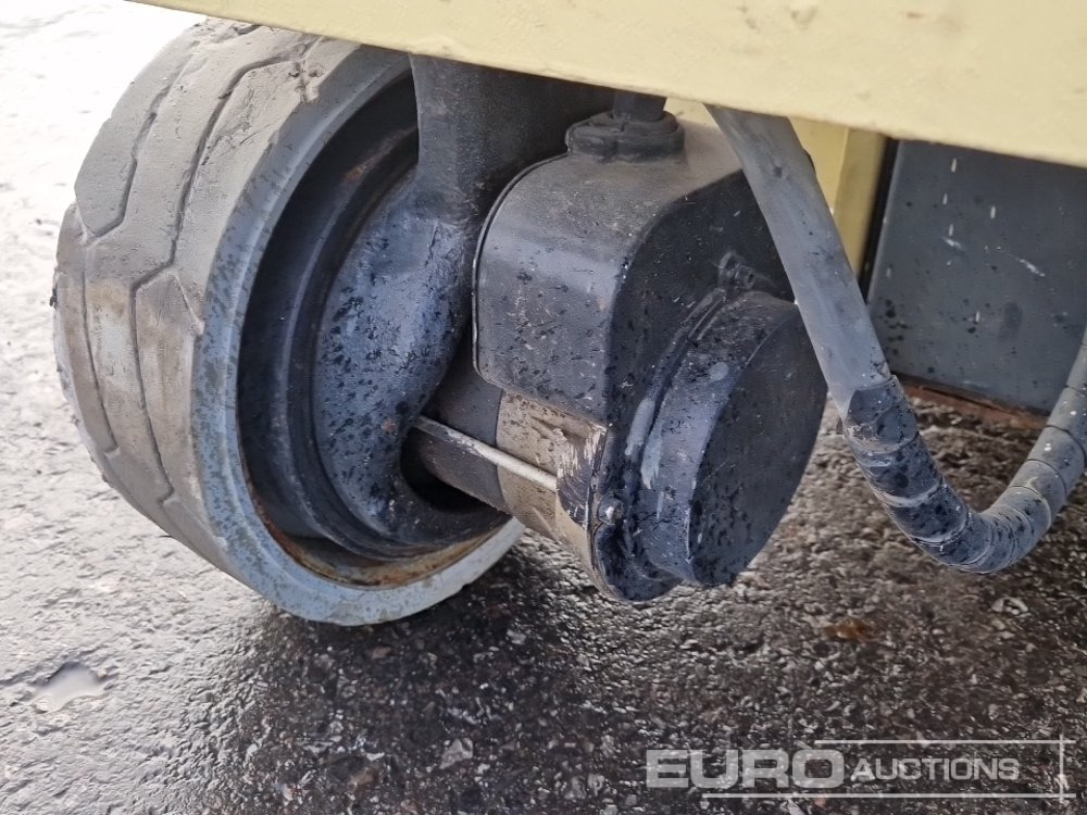 Scissor lift JLG 1930ES: picture 11