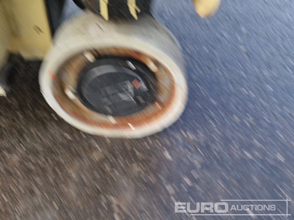 Scissor lift JLG 1930ES: picture 9