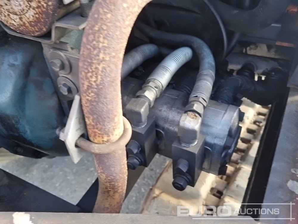 Mini excavator Kubota KH50: picture 16