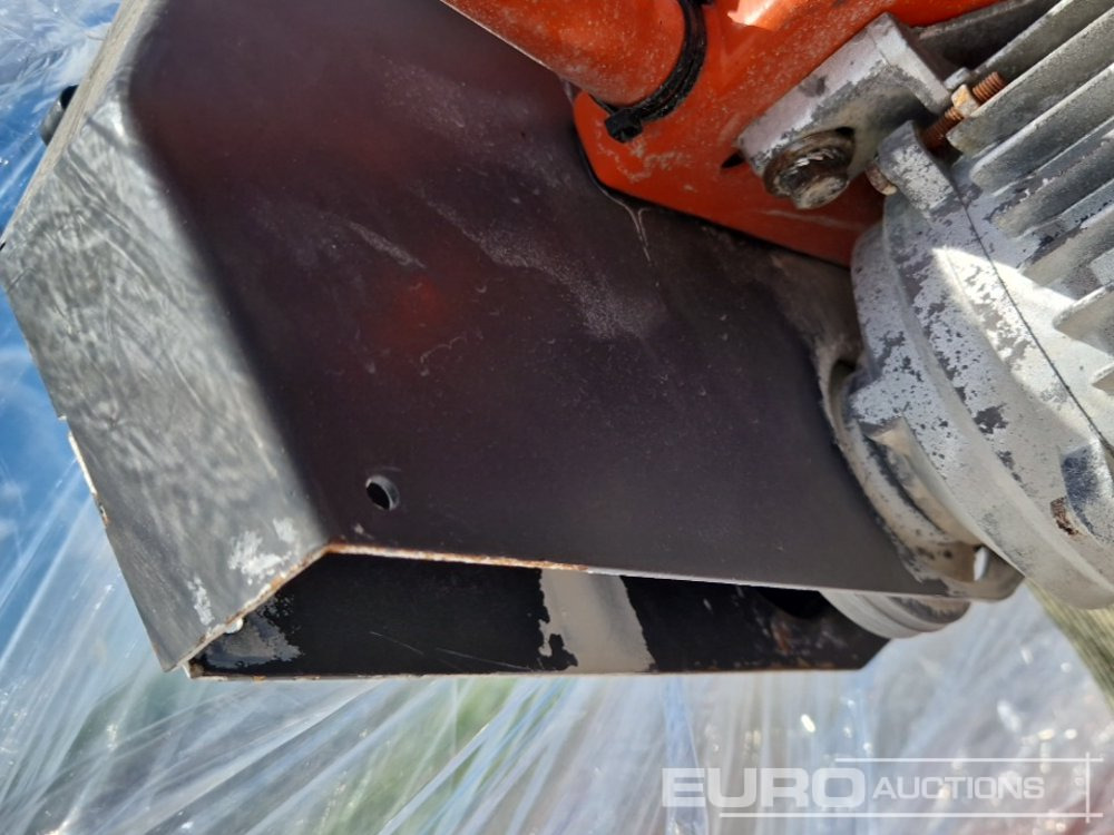 Construction equipment Masony Saw: picture 7