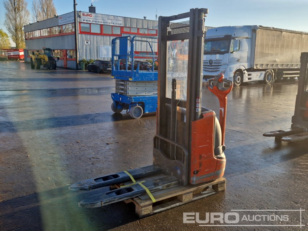 2012 Linde L12 - Material handling equipment: picture 1 2012 Linde L12 - Material handling equipment: picture 1