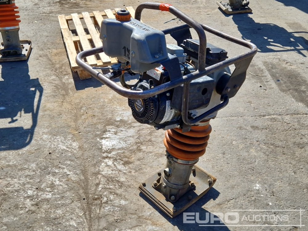 Mikasa MT-72FW - Asphalt machine: picture 3 Mikasa MT-72FW - Asphalt machine: picture 3