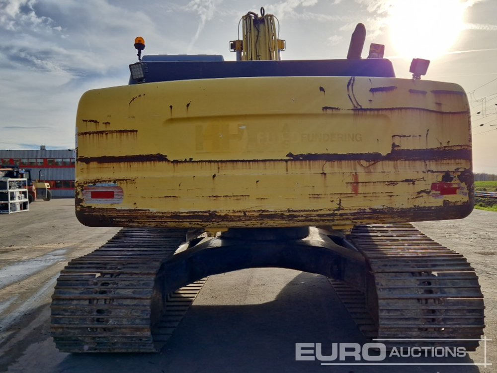New Holland E265 - Crawler excavator: picture 4 New Holland E265 - Crawler excavator: picture 4