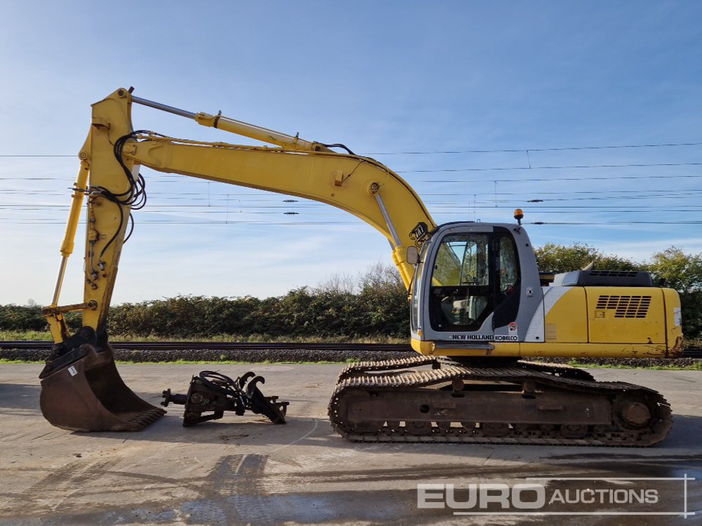 New Holland E265 - Crawler excavator: picture 2 New Holland E265 - Crawler excavator: picture 2