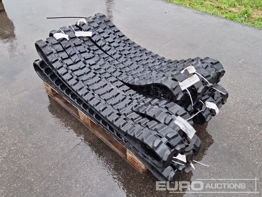 Pallet of Rubber Tracks 150x72x42 (10 of) - Track for Construction machinery: picture 2 Pallet of Rubber Tracks 150x72x42 (10 of) - Track for Construction machinery: picture 2