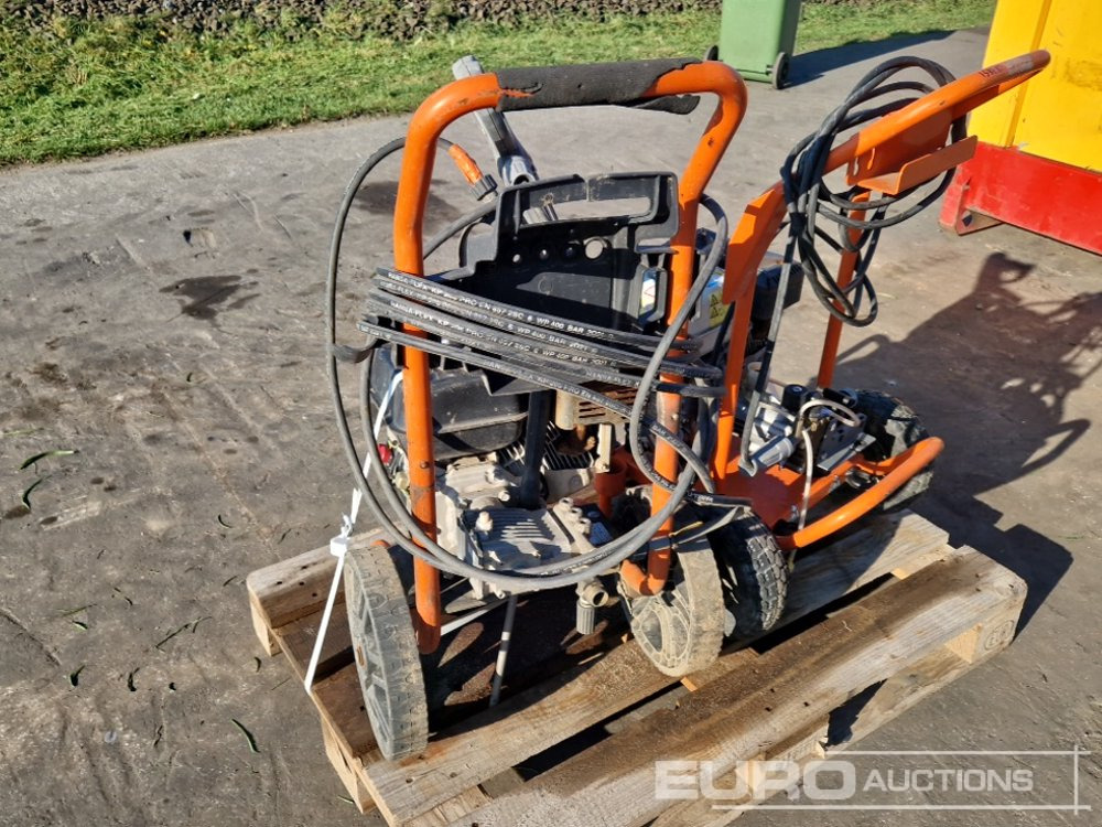 Pressure Washers (2 of) - Pressure washer: picture 2 Pressure Washers (2 of) - Pressure washer: picture 2