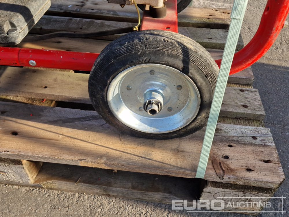 SDMO VX200-4H - Generator set: picture 5 SDMO VX200-4H - Generator set: picture 5