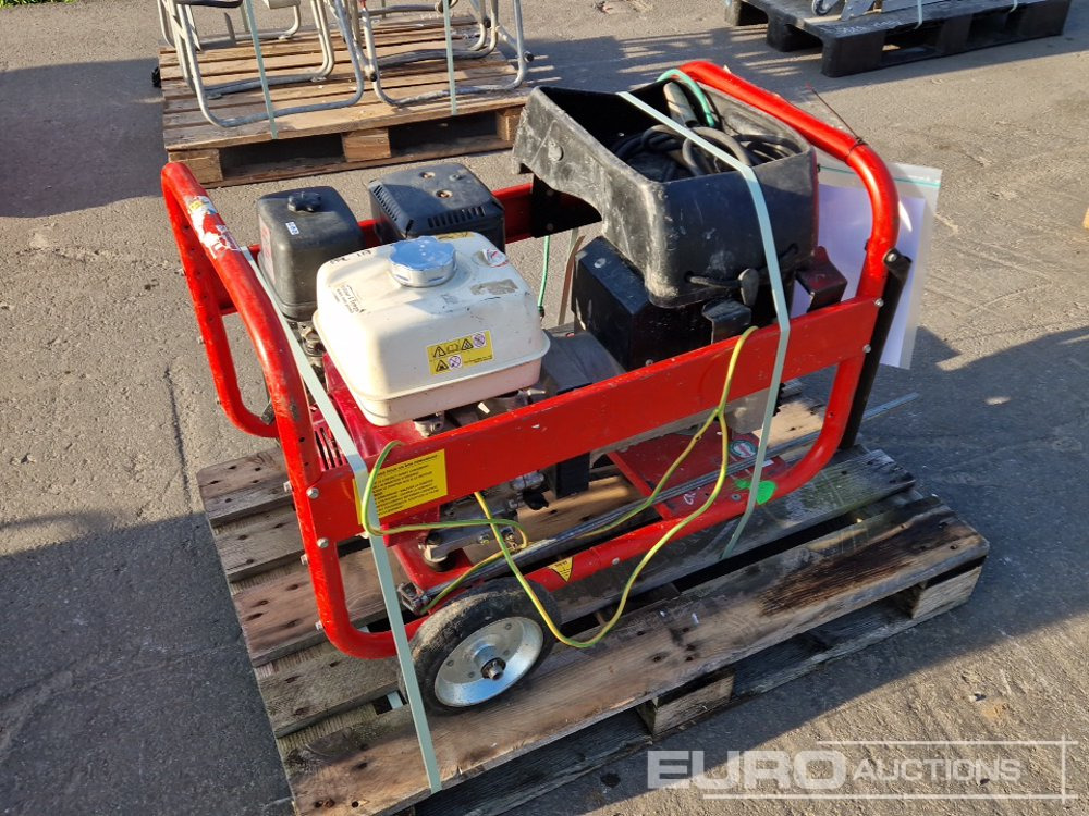 SDMO VX200-4H - Generator set: picture 1 SDMO VX200-4H - Generator set: picture 1