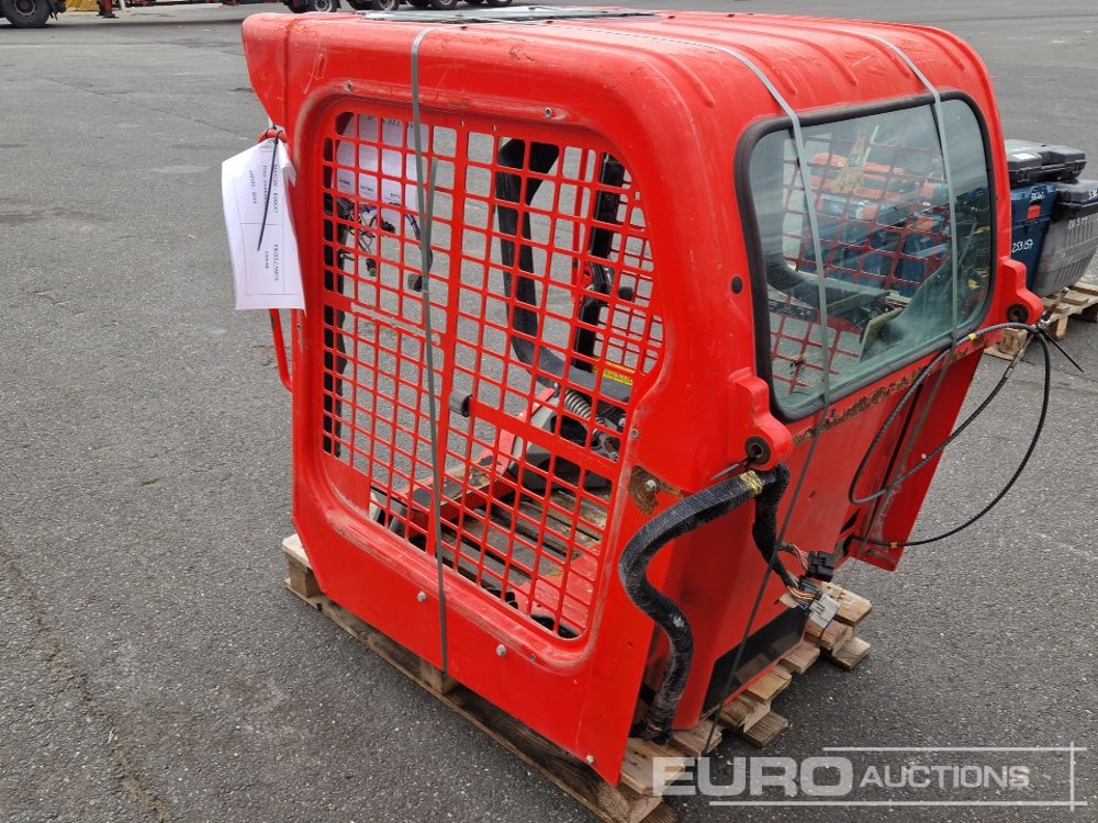 Cabin to suit Bobcat Skidsteer Loader - Spare parts: picture 2 Cabin to suit Bobcat Skidsteer Loader - Spare parts: picture 2
