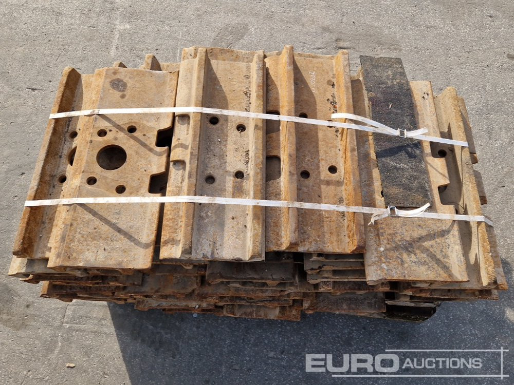 Track Pads to suit Volvo EC480 - Spare parts for Excavator: picture 5 Track Pads to suit Volvo EC480 - Spare parts for Excavator: picture 5