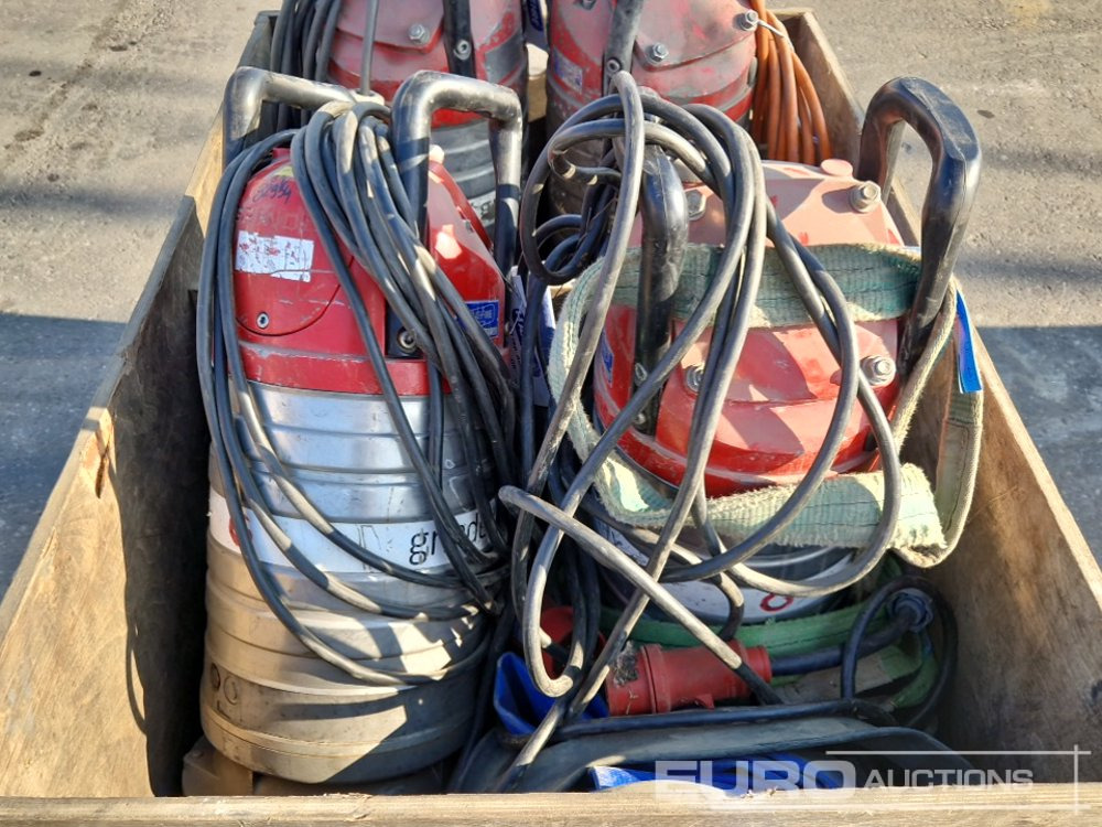 Submersible Pump (4 of) - Water pump: picture 5 Submersible Pump (4 of) - Water pump: picture 5
