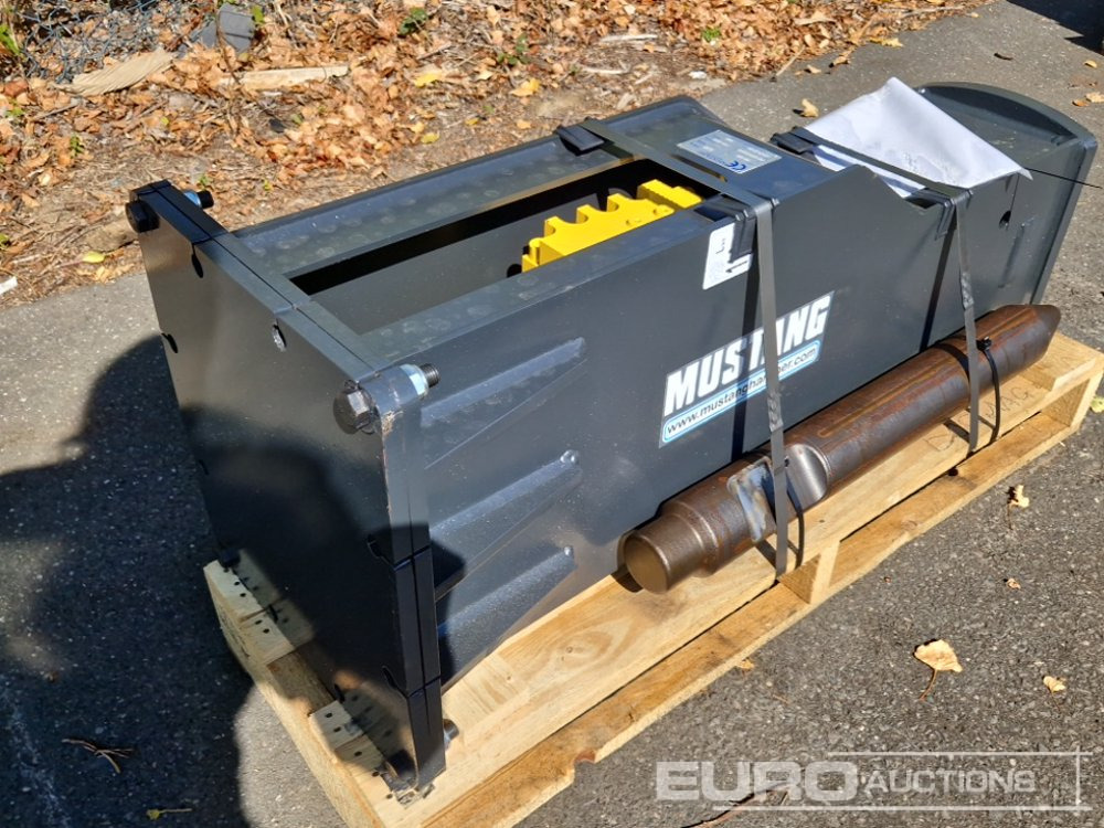 Unused 2025 Mustang HM550 - Hydraulic hammer: picture 3 Unused 2025 Mustang HM550 - Hydraulic hammer: picture 3