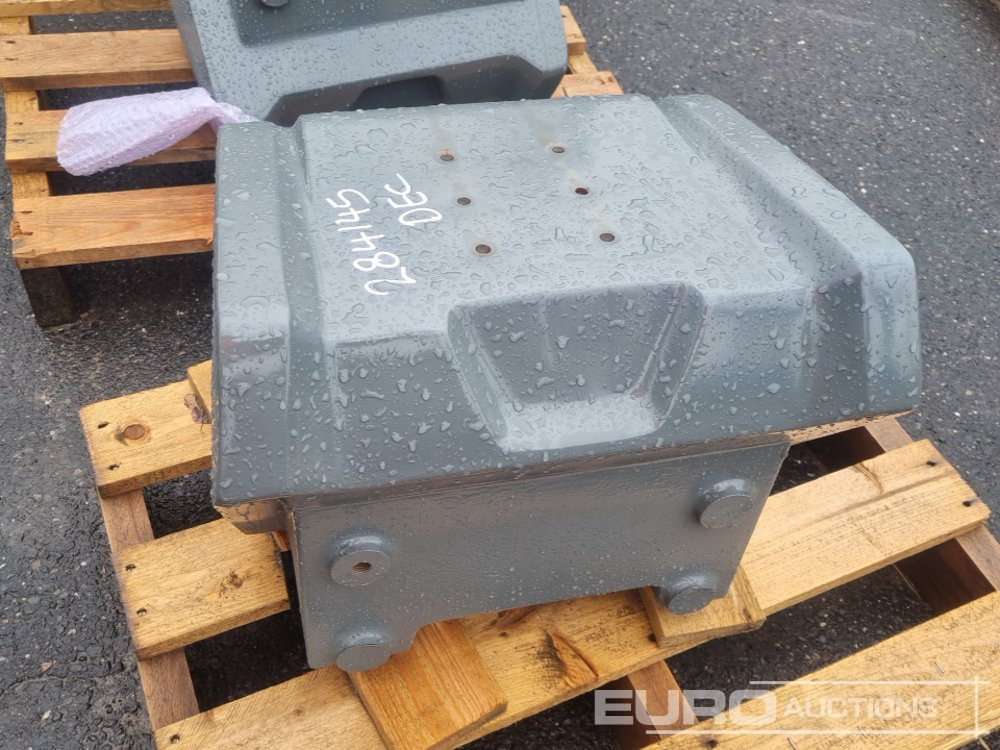 Unused Wacker Neuson Counterweight - Counterweight: picture 4 Unused Wacker Neuson Counterweight - Counterweight: picture 4
