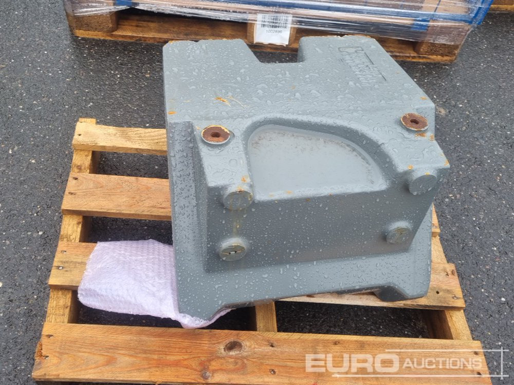 Unused Wacker Neuson Counterweight - Counterweight: picture 4 Unused Wacker Neuson Counterweight - Counterweight: picture 4