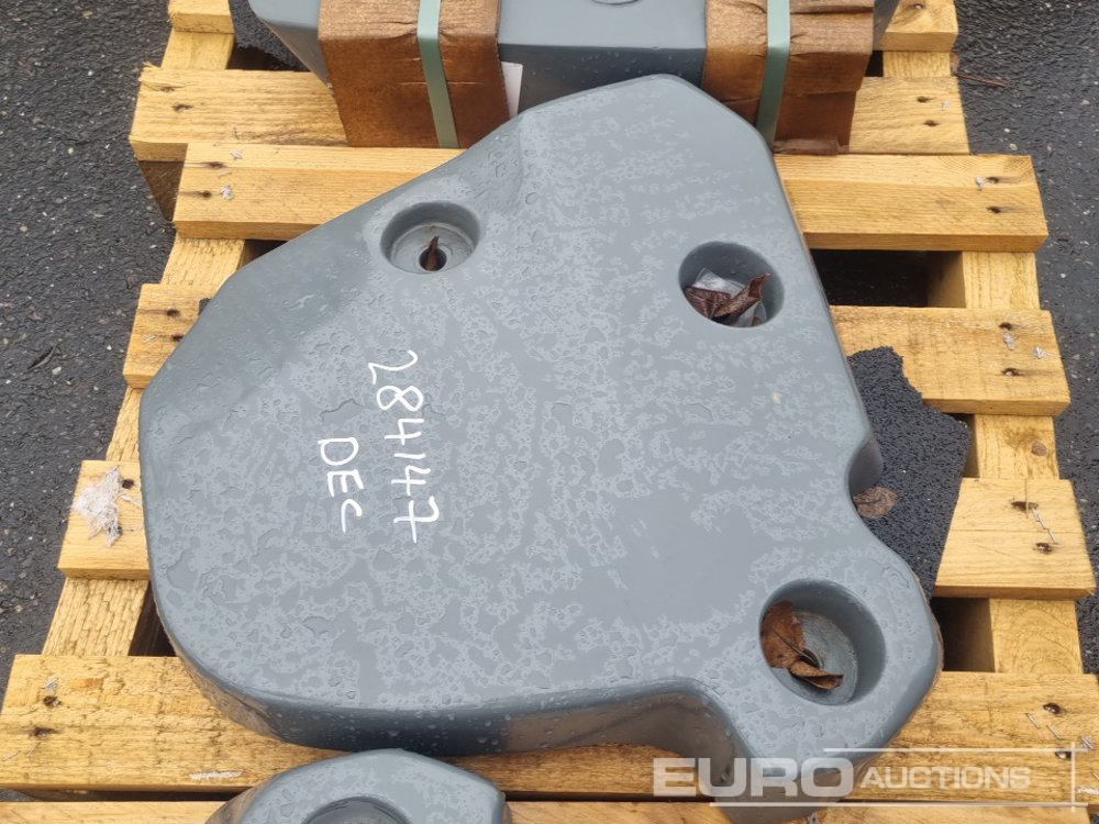Unused Wacker Neuson Counterweight - Counterweight: picture 2 Unused Wacker Neuson Counterweight - Counterweight: picture 2
