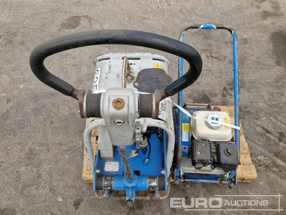 Weber MT Walj Behind Compaction Plates (2 of) - Vibratory plate: picture 5 Weber MT Walj Behind Compaction Plates (2 of) - Vibratory plate: picture 5