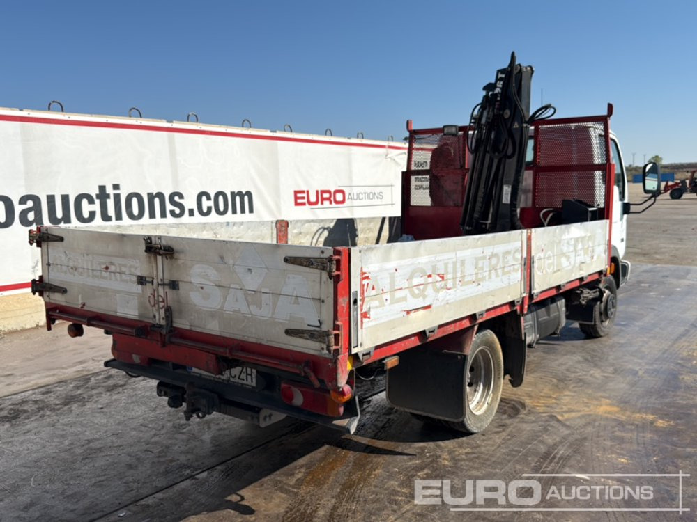 2004 Nissan Cabstar - Dropside/ Flatbed truck: picture 5 2004 Nissan Cabstar - Dropside/ Flatbed truck: picture 5