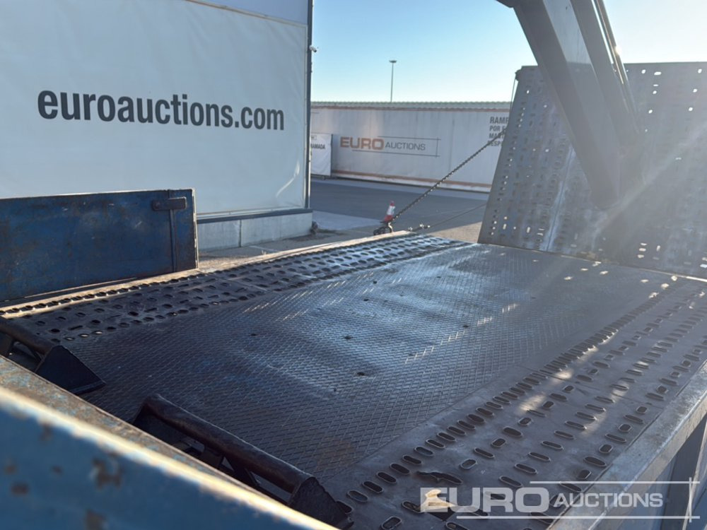 Dropside/ Flatbed truck 2006 Iveco ML160E24: picture 26