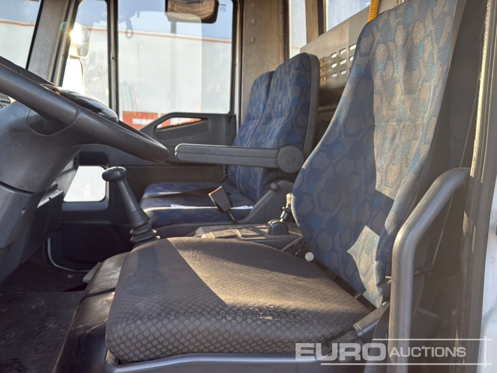 Dropside/ Flatbed truck 2006 Iveco ML160E24: picture 15