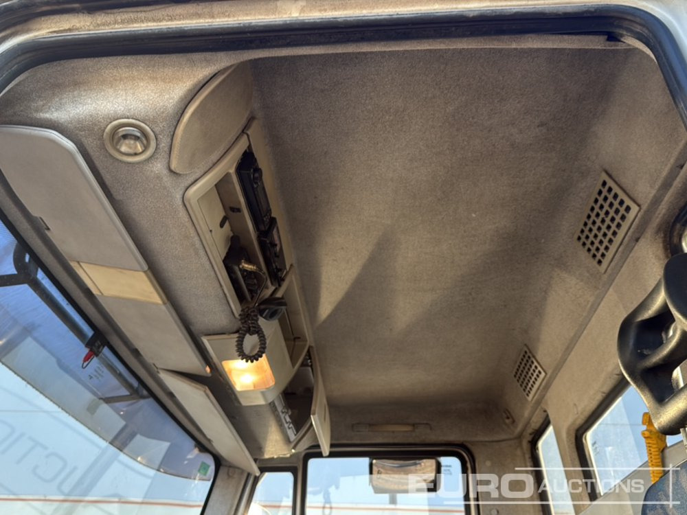 Dropside/ Flatbed truck 2006 Iveco ML160E24: picture 16