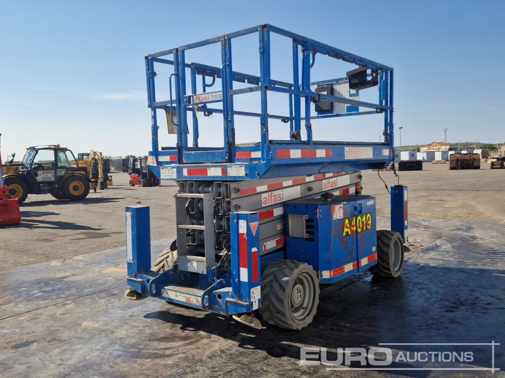 2012 Genie GS4069RT - Aerial platform: picture 5 2012 Genie GS4069RT - Aerial platform: picture 5