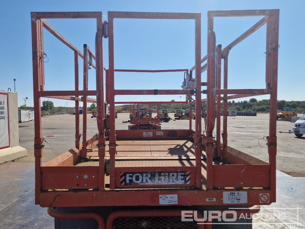 Aerial platform 2015 SkyJack SJ6826RT: picture 17